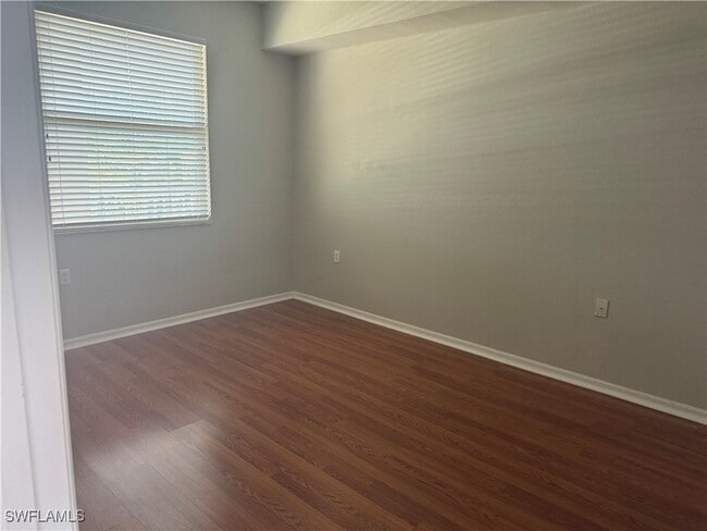 Building Photo - 8490 Kingbird Loop
