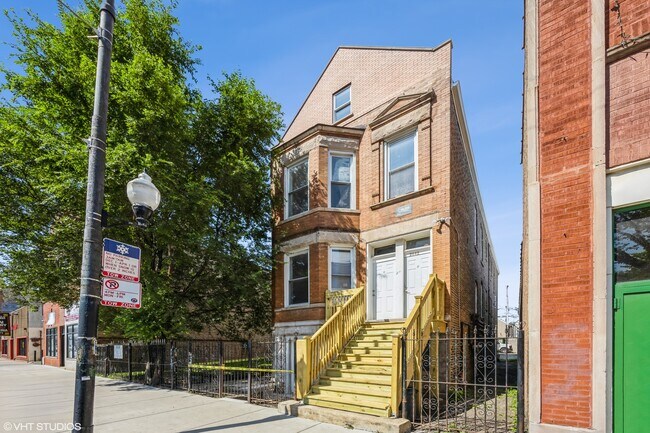 Primary Photo - 2442 S Kedzie Ave