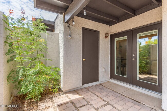 Building Photo - 3136 N 38th St