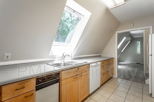 Building Photo - 1602 Rustic Homes Ln