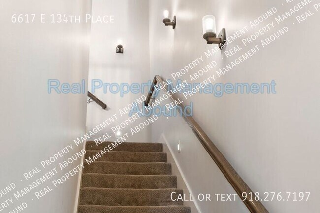 Building Photo - 6617 E 134th Pl S