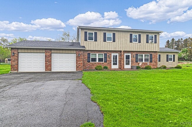 Primary Photo - 9395 Pine Grove Ln