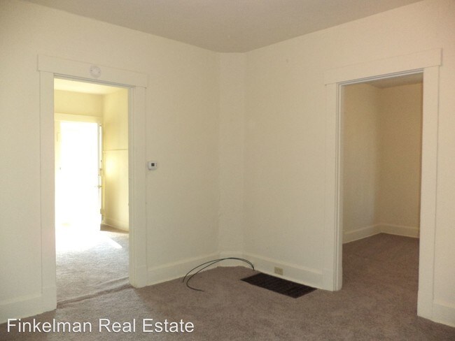 Building Photo - 2 br, 1 bath House - 1106 Oxford-State Road