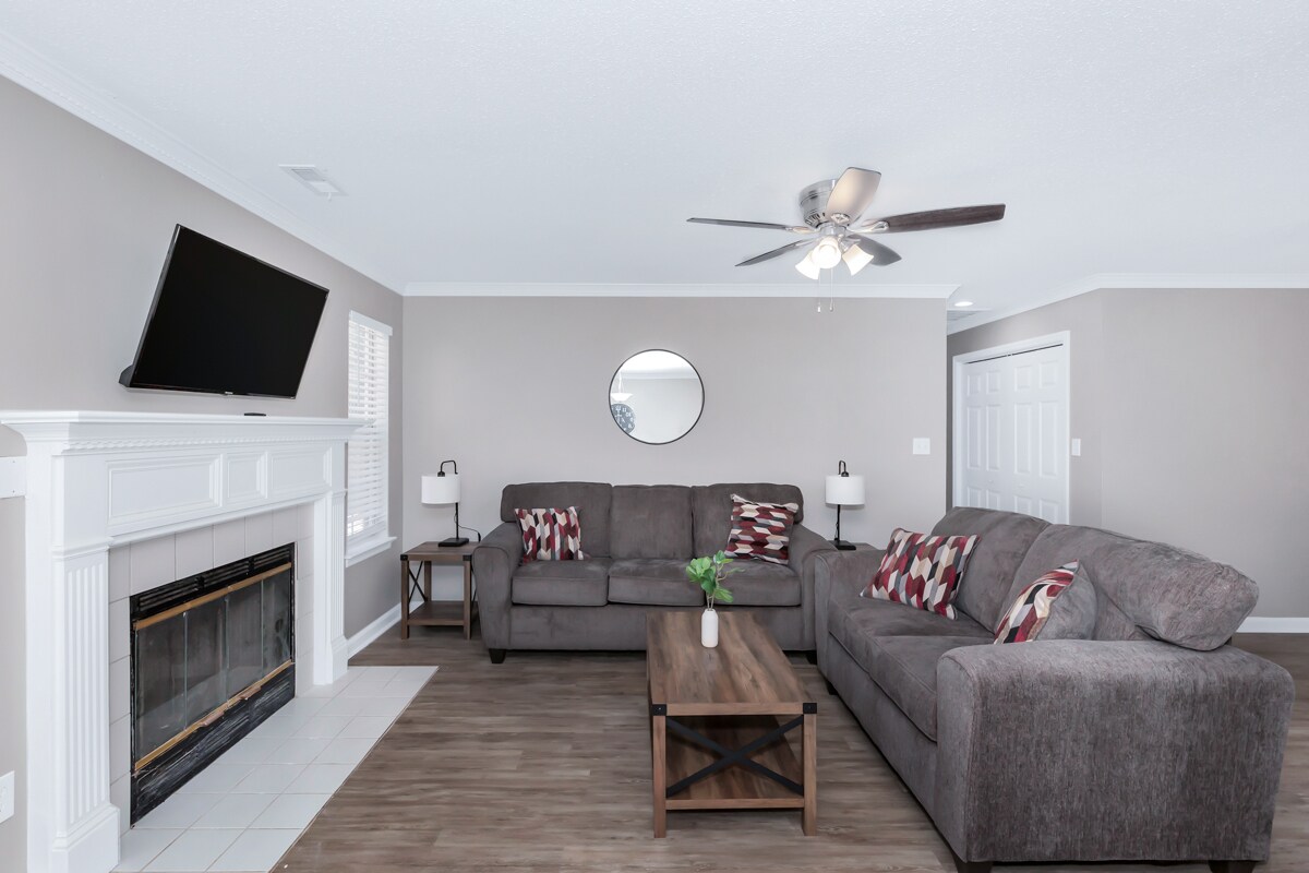 Building Photo - 275 Postwood Ct