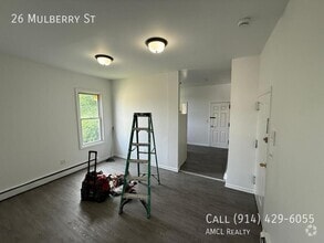 Building Photo - 26 Mulberry St