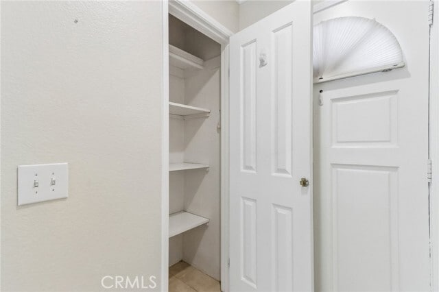 Building Photo - 10 Pantano