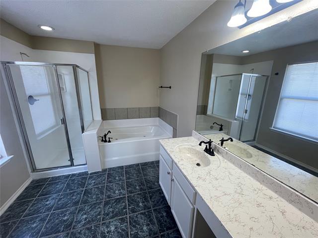 Building Photo - 640 Gibson St