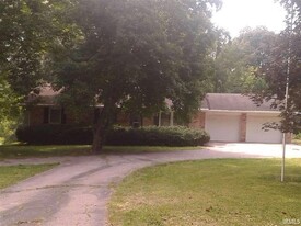 Building Photo - 5031 N Union Valley Rd