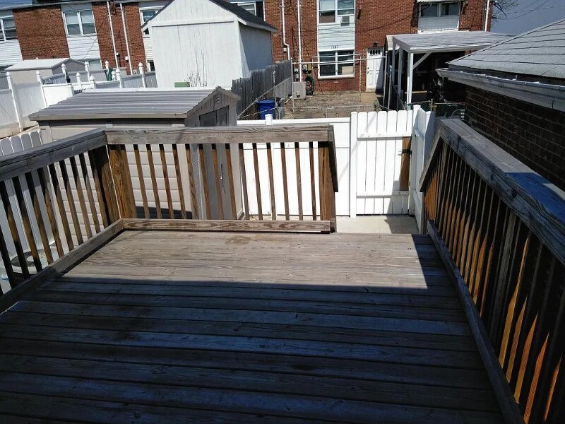 Building Photo - 7956 Eastdale Rd