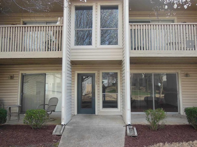 Primary Photo - 1BD/1BA Condo located on the Germantown/Me...