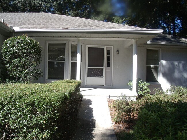 Primary Photo - Charming 2BR/2BA Villa with 1-Car Garage i...