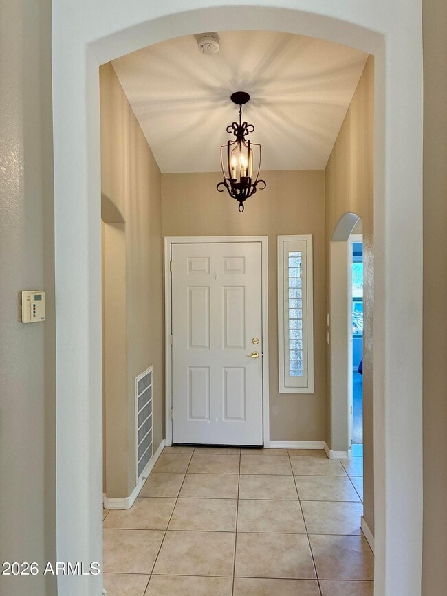 Building Photo - 3189 E Hazeltine Way