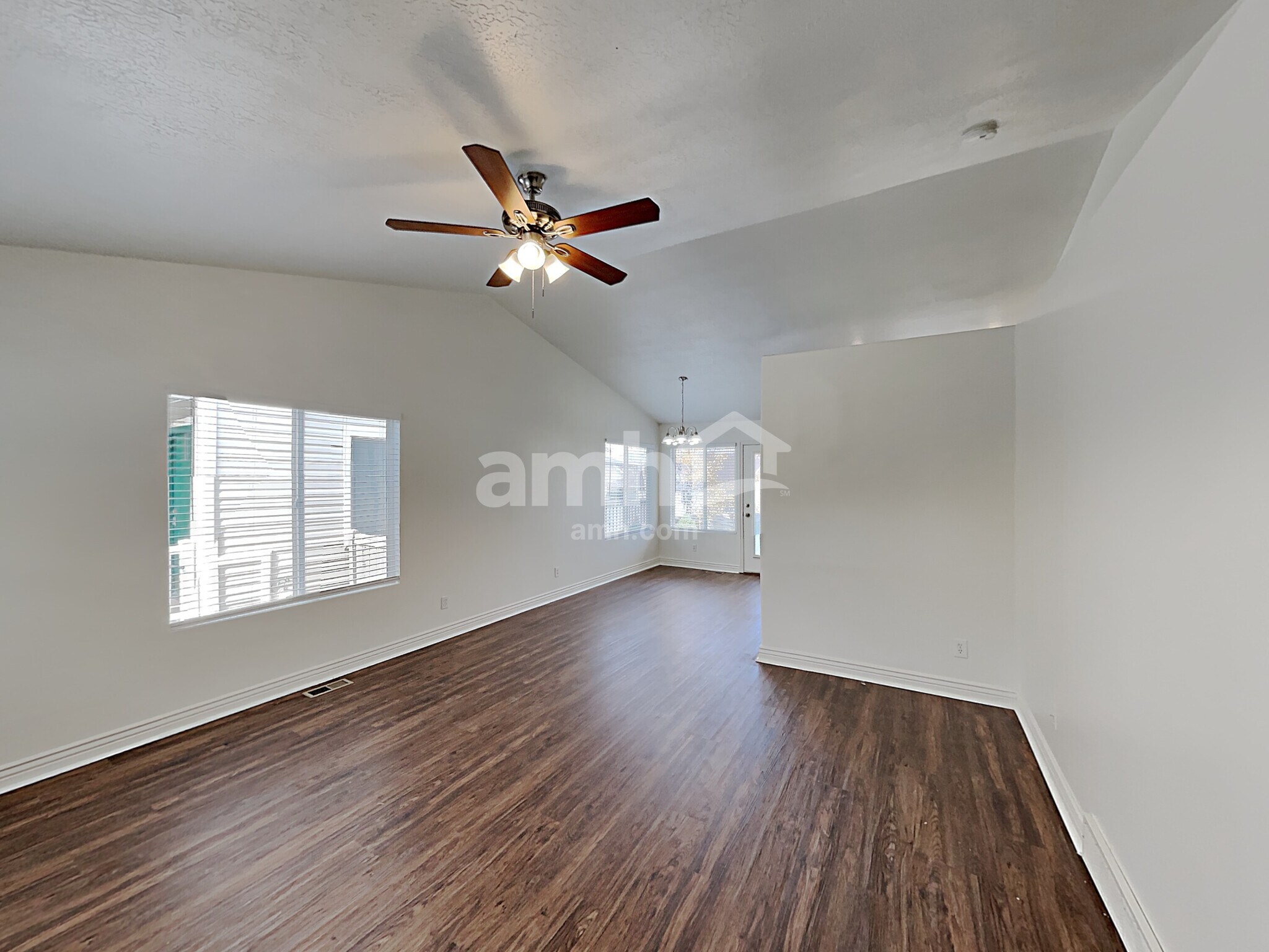 Building Photo - 3877 Chilton Rd