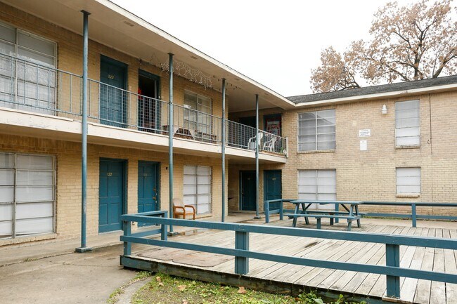 Building Photo - Beatty (2606)