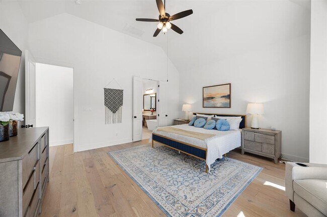 Building Photo - 212 Texas Bluebonnet Trl
