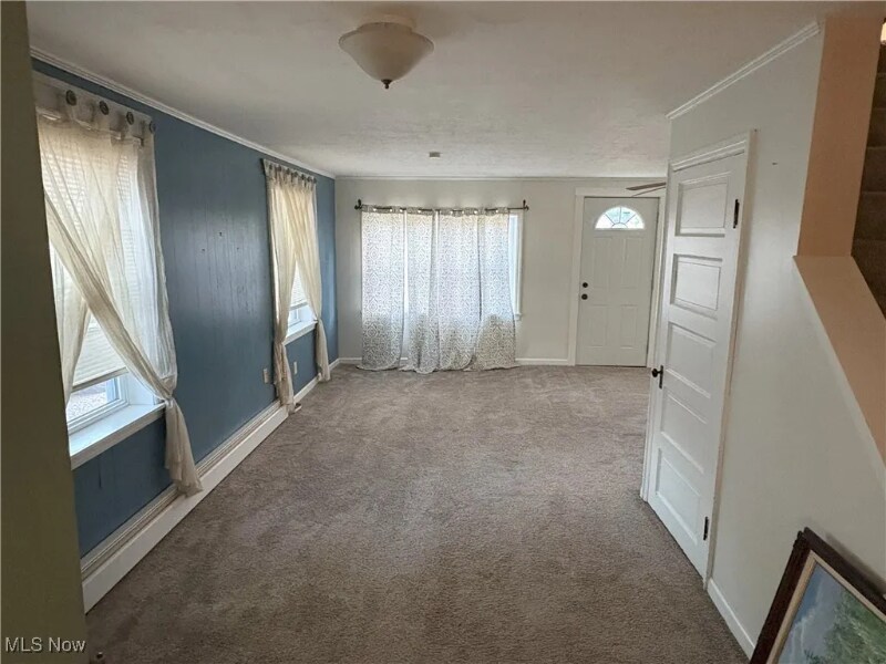 Building Photo - 9513 Edison St NE