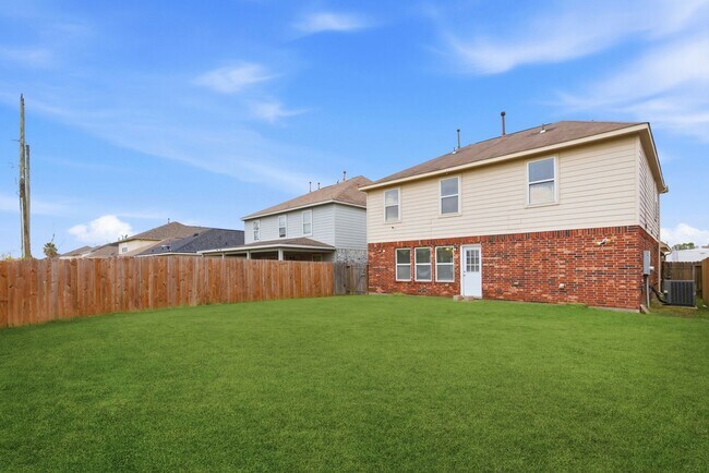 Building Photo - 4910 Conifer Ridge Way