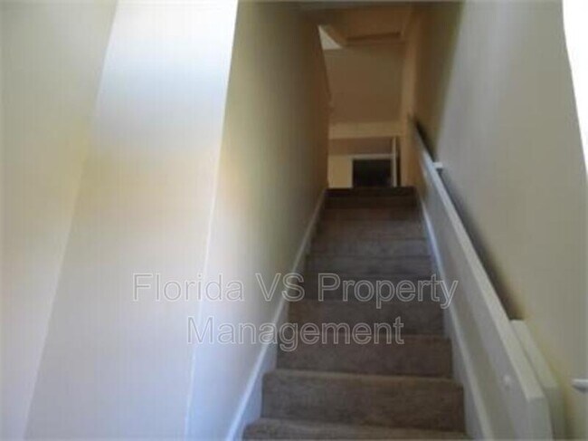 Building Photo - 413 Fountainhead Cir