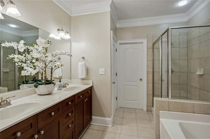 Master Bathroom - 1553 Mosaic Way