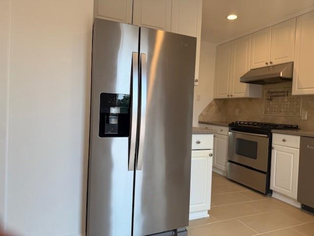 Building Photo - 9933 Mixon Dr