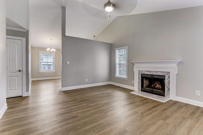 Living Room - 4112 Cobble Ct