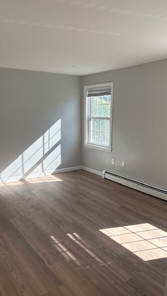 Building Photo - 709 Springbrook Cir