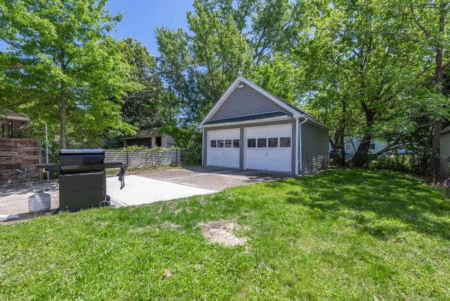 Building Photo - 19620 Ormiston Ave