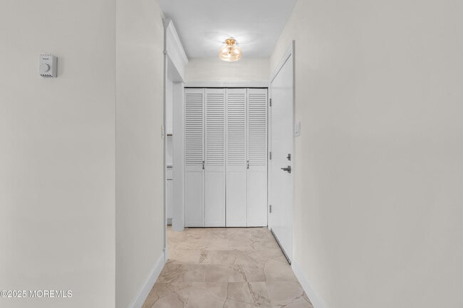 Building Photo - 218 Medford Ct