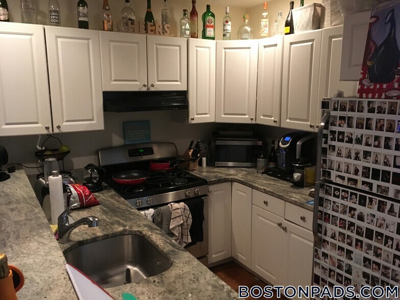 Building Photo - 66 Egmont St