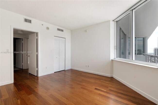 Building Photo - 325 S Biscayne Blvd