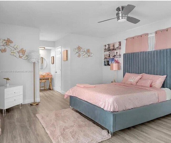 Building Photo - 4709 Washington St