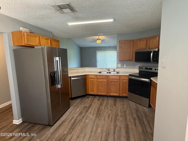 Building Photo - 2742 Secret Harbor Dr