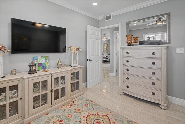 Building Photo - 1461 S Ocean Blvd