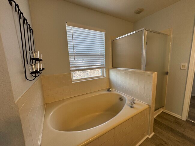 Building Photo - 7650 Conifer Dr