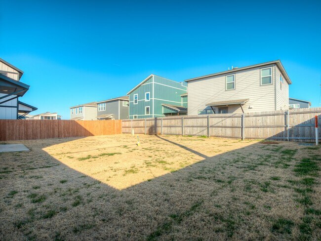 Building Photo - Beautiful New Construction Home in Oklahom...