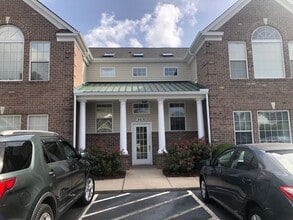 Building Photo - 4430 Lady Banks Ln