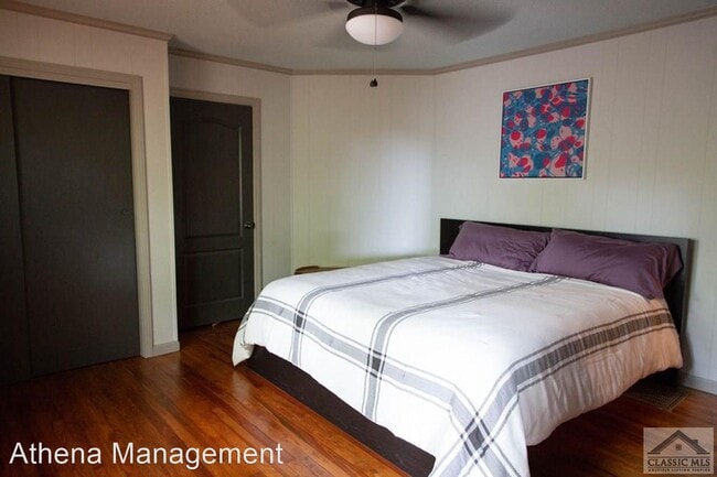 Building Photo - 3 br, 2 bath House - 210 HILLSIDE STREET