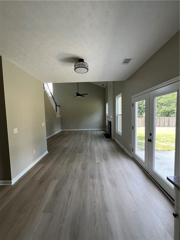 Building Photo - 2147 St Albans Pl