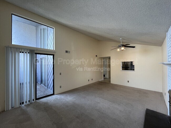 Building Photo - 9817 E Peakview Ave