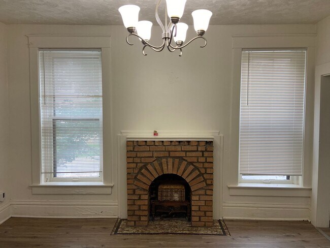 Building Photo - 2300 Montgall