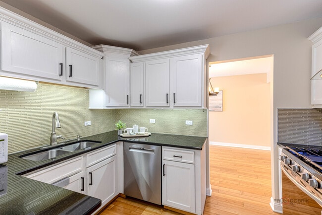 Building Photo - 2431 Cobblewood Dr