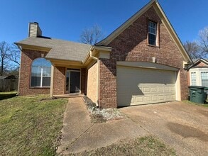 Building Photo - 9289 Morning Garden Cove