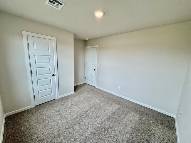 Building Photo - 6100 Blackwood Blvd