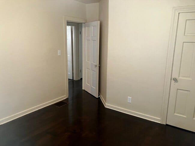 Building Photo - Charming 3-Bedroom Home with Unique Detail...