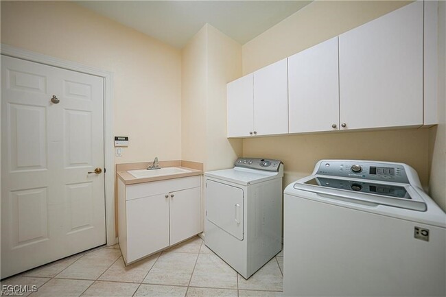 Building Photo - 22090 Longleaf Trail Dr