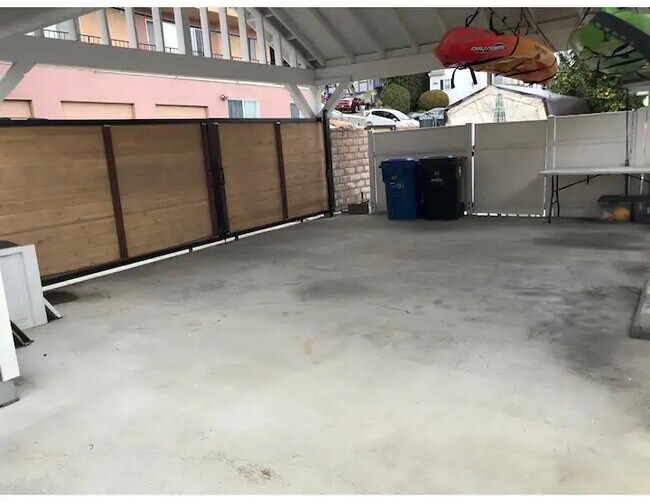 designated parking area - 2911 S Carolina St