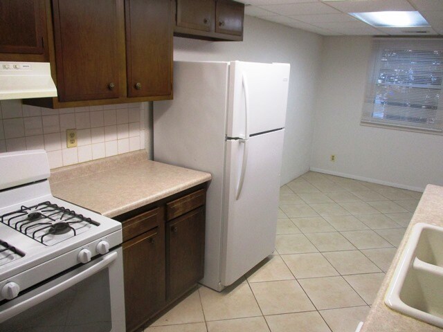 Building Photo - 203 S Regency Dr