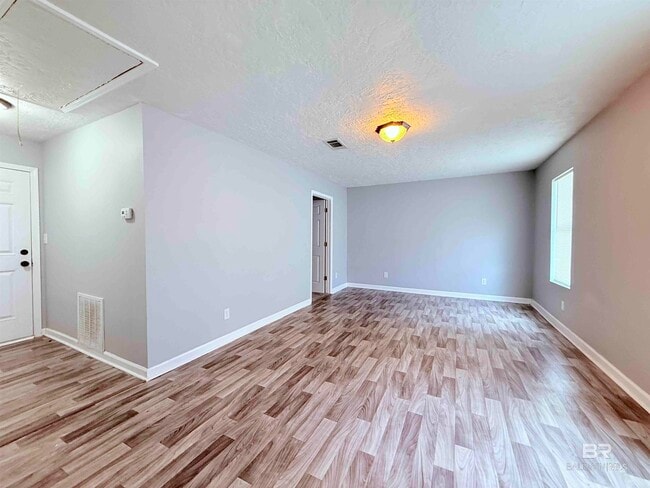 Building Photo - 8853 Wellsworld St