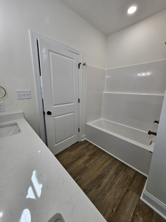 Building Photo - 1033 Oberry Rd