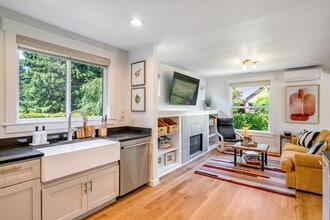 Building Photo - 8515 29th Ave NW